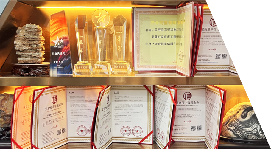 把公司做小，把產(chǎn)品做精 <br>把市場(chǎng)做大，把服務(wù)做好